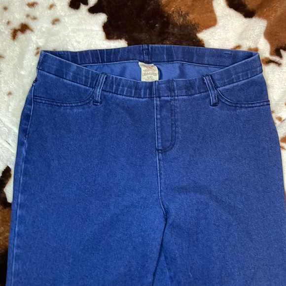 Capri Jeggings - Picture 2 of 4